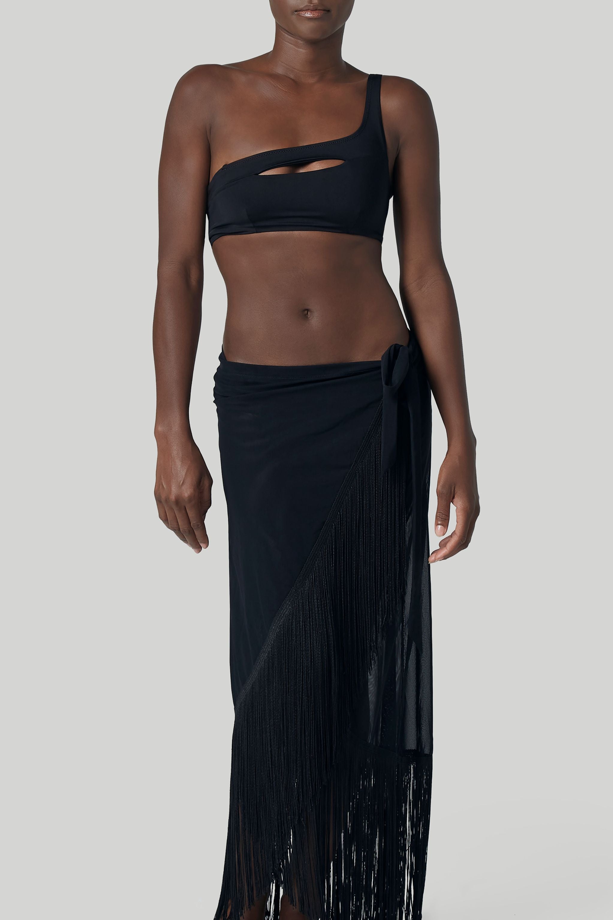 Fringed Convertible Skirt, Shawl and Jersey Halterneck Midi Dress Trilogia Fashion Fringed Convertible Skirt, Shawl and Jersey Halterneck Midi Dress Trilogia Fashion