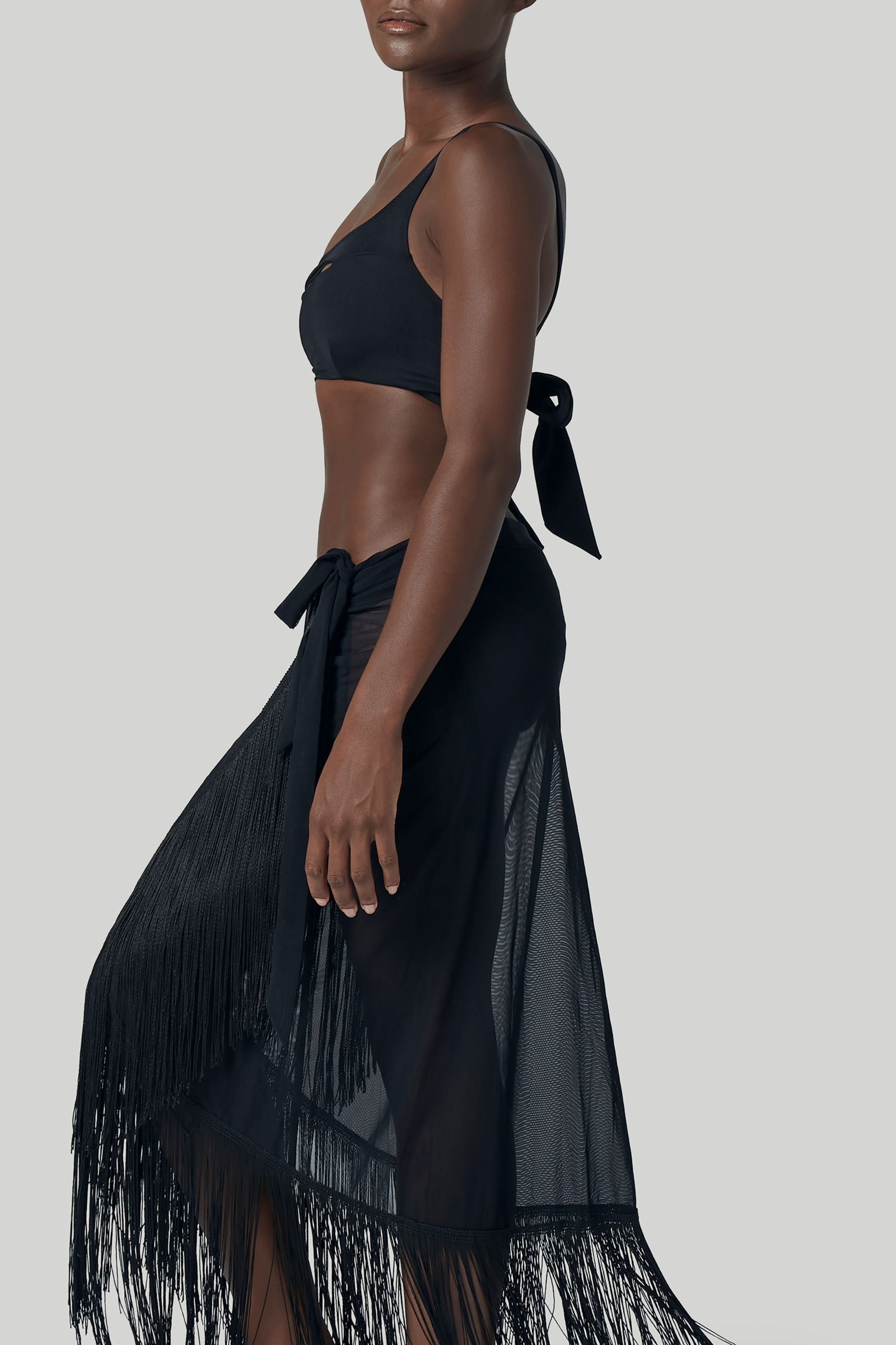 Fringed Convertible Skirt, Shawl and Jersey Halterneck Midi Dress Trilogia Fashion Fringed Convertible Skirt, Shawl and Jersey Halterneck Midi Dress Trilogia Fashion